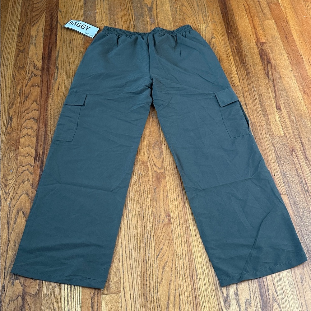 Refuge Olive Green Low Rise Baggy Pants - Picture 6 of 11